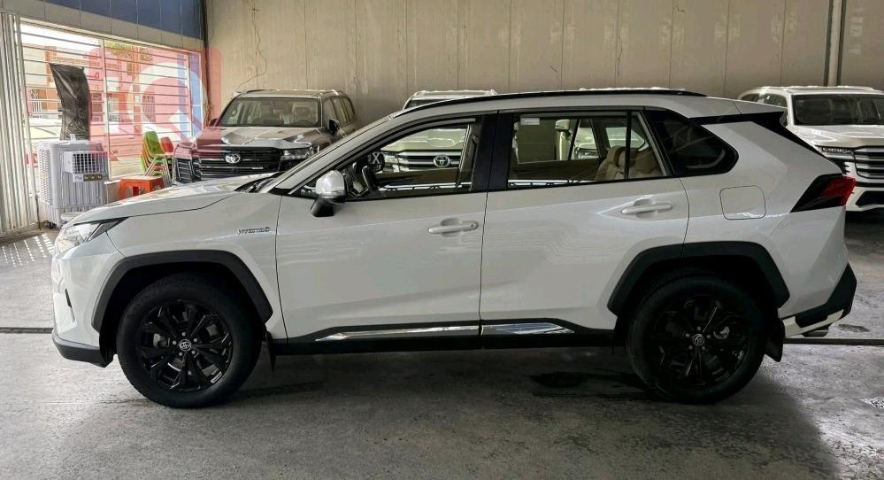 تويوتا راف 4